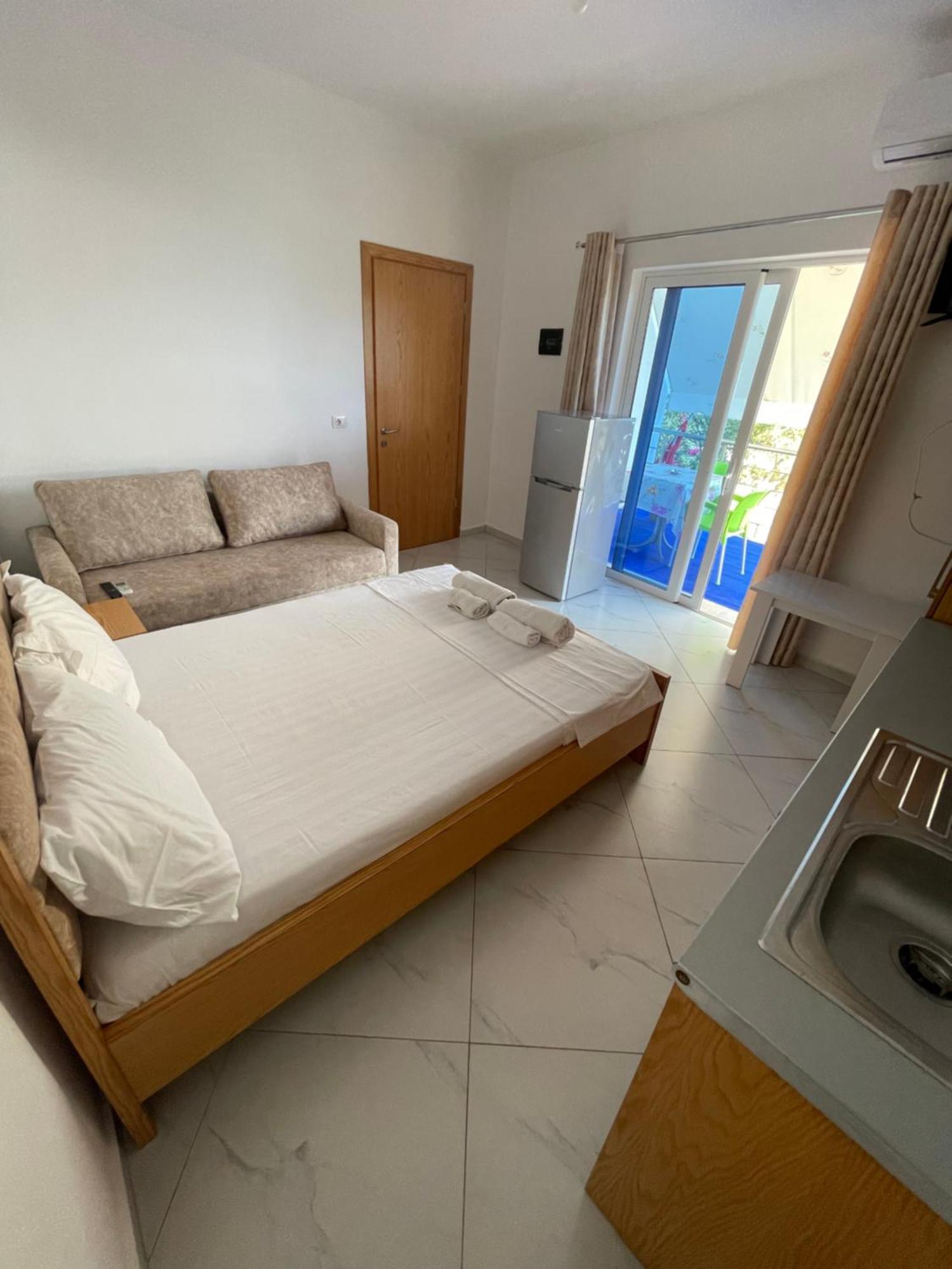 Olympia Guesthouse Ксамил Экстерьер фото